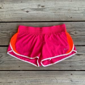 NIKE ATHLETIC SHORTS